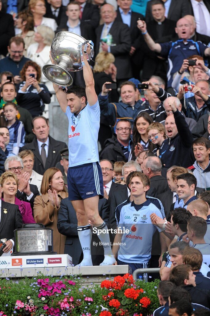 18 September 2011; Dublin's Bernard Brogan lifts the Sam Maguire cup. GAA Football All-Ireland Senior Championship Final, Kerry v Dublin, Croke Park, Dublin. Picture credit: Brian Lawless / SPORTSFILE