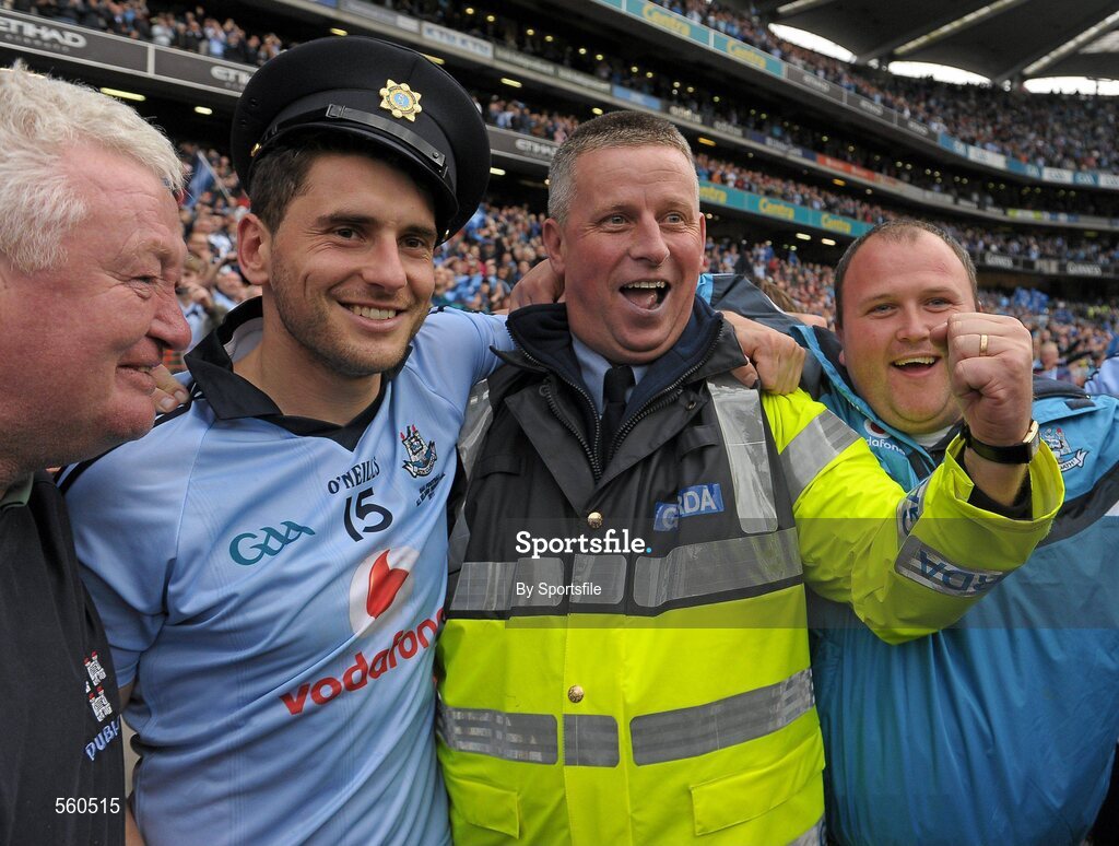 18 September 2011; Bernard Brogan celebrates with former Dublin manager Garda Paul Caffrey and former selector Dave Billings, left. GAA Football All-Ireland Senior Championship Final, Kerry v Dublin, Croke Park, Dublin. Photo by Sportsfile