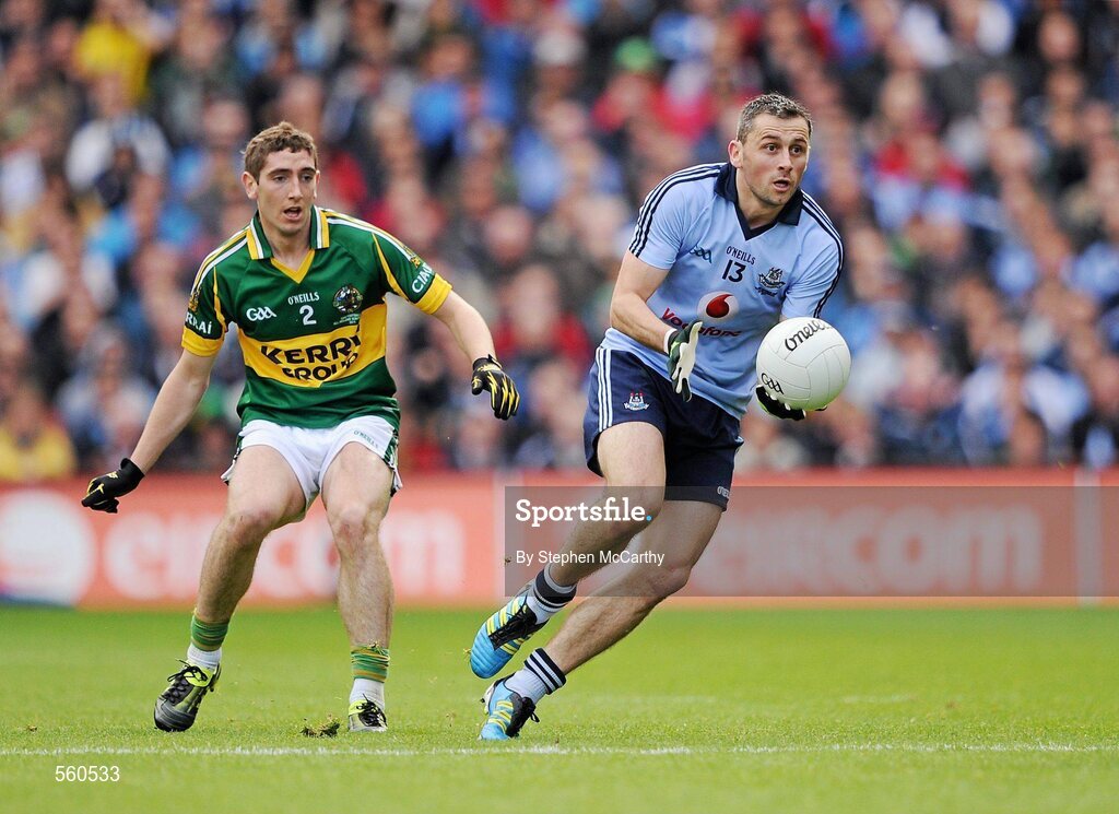 18 September 2011; Alan Brogan, Dublin, in action against Killian Young, Kerry. GAA Football All-Ireland Senior Championship Final, Kerry v Dublin, Croke Park, Dublin. Picture credit: Stephen McCarthy / SPORTSFILE