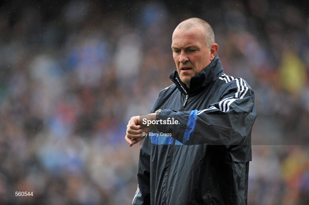 18 September 2011; Dublin manager Pat Gilroy looks at his watch during the game. GAA Football All-Ireland Senior Championship Final, Kerry v Dublin, Croke Park, Dublin. Picture credit: Barry Cregg / SPORTSFILE