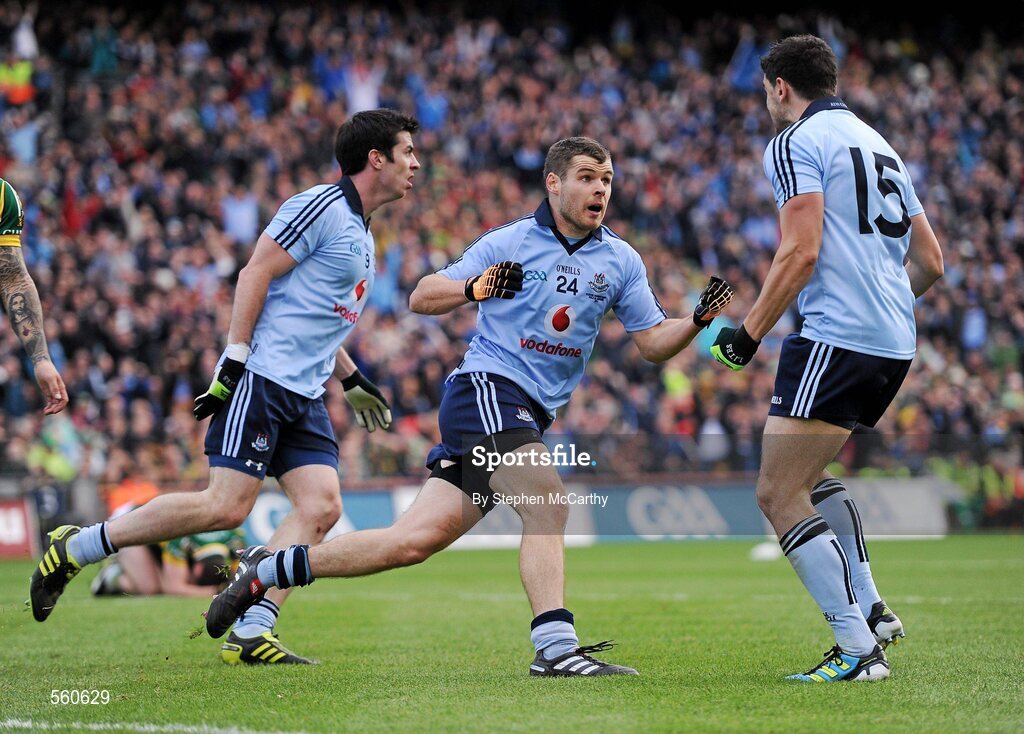 18 September 2011; Kevin McManamon, Dublin, celebrates after scoring his side's goal with team-mates Michael Darragh Macauley, left, and Bernard Brogan. GAA Football All-Ireland Senior Championship Final, Kerry v Dublin, Croke Park, Dublin. Picture credit: Stephen McCarthy / SPORTSFILE