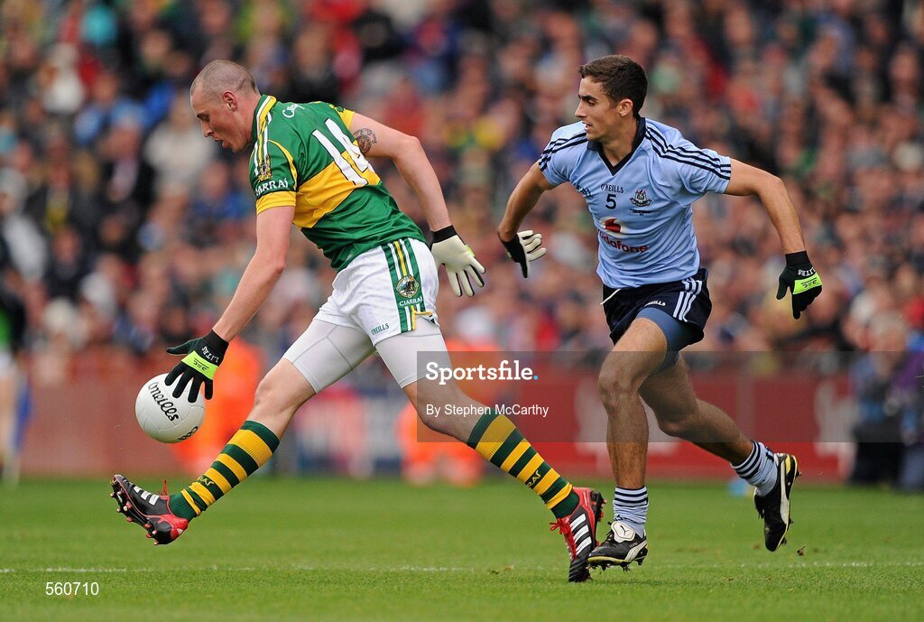 18 September 2011; Kieran Donaghy, Kerry, in action against James McCarthy, Dublin. GAA Football All-Ireland Senior Championship Final, Kerry v Dublin, Croke Park, Dublin. Picture credit: Stephen McCarthy / SPORTSFILE