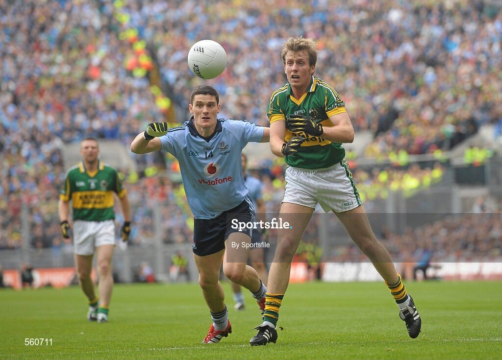 18 September 2011; Donnchadh Walsh, Kerry, in action against Diarmuid Connolly, Dublin. GAA Football All-Ireland Senior Championship Final, Kerry v Dublin, Croke Park, Dublin. Photo by Sportsfile