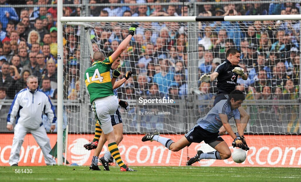 18 September 2011; Dublin goalkeeper Stephen Cluxton and team-mate Cian O'Sullivan combine to stop a shot on goal by Kerry's Kieran Donaghy. GAA Football All-Ireland Senior Championship Final, Kerry v Dublin, Croke Park, Dublin. Picture credit: Brian Lawless / SPORTSFILE