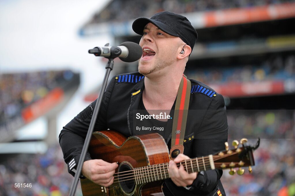 18 September 2011; Musician Ryan Sheridan performs during half-time. GAA Football All-Ireland Senior Championship Final, Kerry v Dublin, Croke Park, Dublin. Picture credit: Barry Cregg / SPORTSFILE