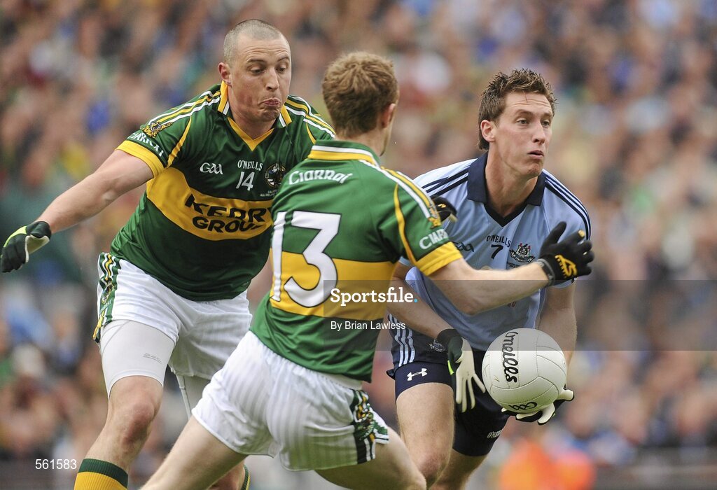 18 September 2011; Kevin Nolan, Dublin, in action against Kieran Donaghy, left, and Colm Cooper, Kerry. GAA Football All-Ireland Senior Championship Final, Kerry v Dublin, Croke Park, Dublin. Picture credit: Brian Lawless / SPORTSFILE