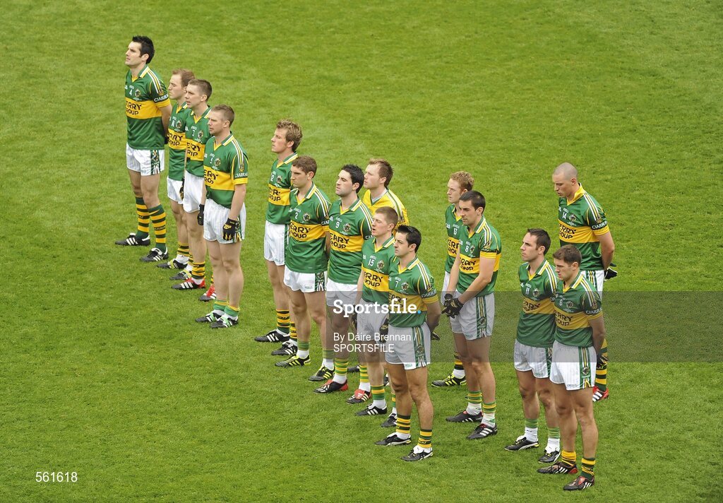 18 September 2011; The Kerry team stand together during the National Anthem. GAA Football All-Ireland Senior Championship Final, Kerry v Dublin, Croke Park, Dublin. Picture credit: Dáire Brennan / SPORTSFILE
