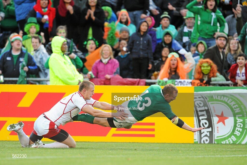 25 September 2011; Keith Earls, Ireland, dives over to score his first, and his side's fourth, try against Russia. 2011 Rugby World Cup, Pool C, Ireland v Russia, Rotorua International Stadium, Rotorua, New Zealand. Picture credit: Brendan Moran / SPORTSFILE