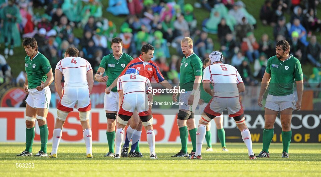 25 September 2011; Referee Craig Joubert speaks to both the Ireland and Russian forwards before a lineout. 2011 Rugby World Cup, Pool C, Ireland v Russia, Rotorua International Stadium, Rotorua, New Zealand. Picture credit: Brendan Moran / SPORTSFILE