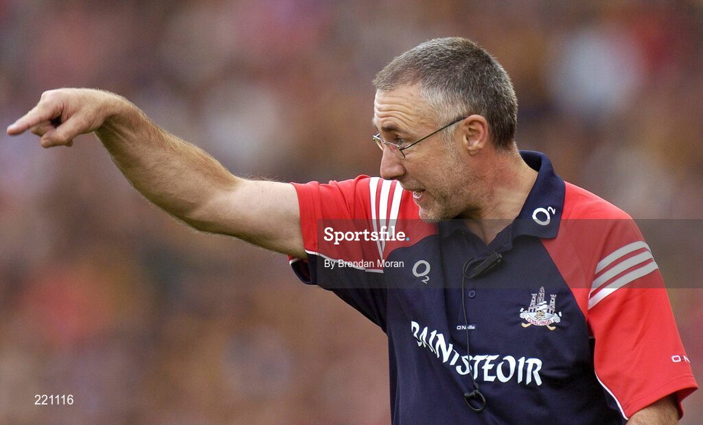 3 September 2006; Cork manager John Allen issues instructions to his players during the second half. Guinness All-Ireland Senior Hurling Championship Final, Cork v Kilkenny, Croke Park, Dublin. Picture credit: Brendan Moran / SPORTSFILE