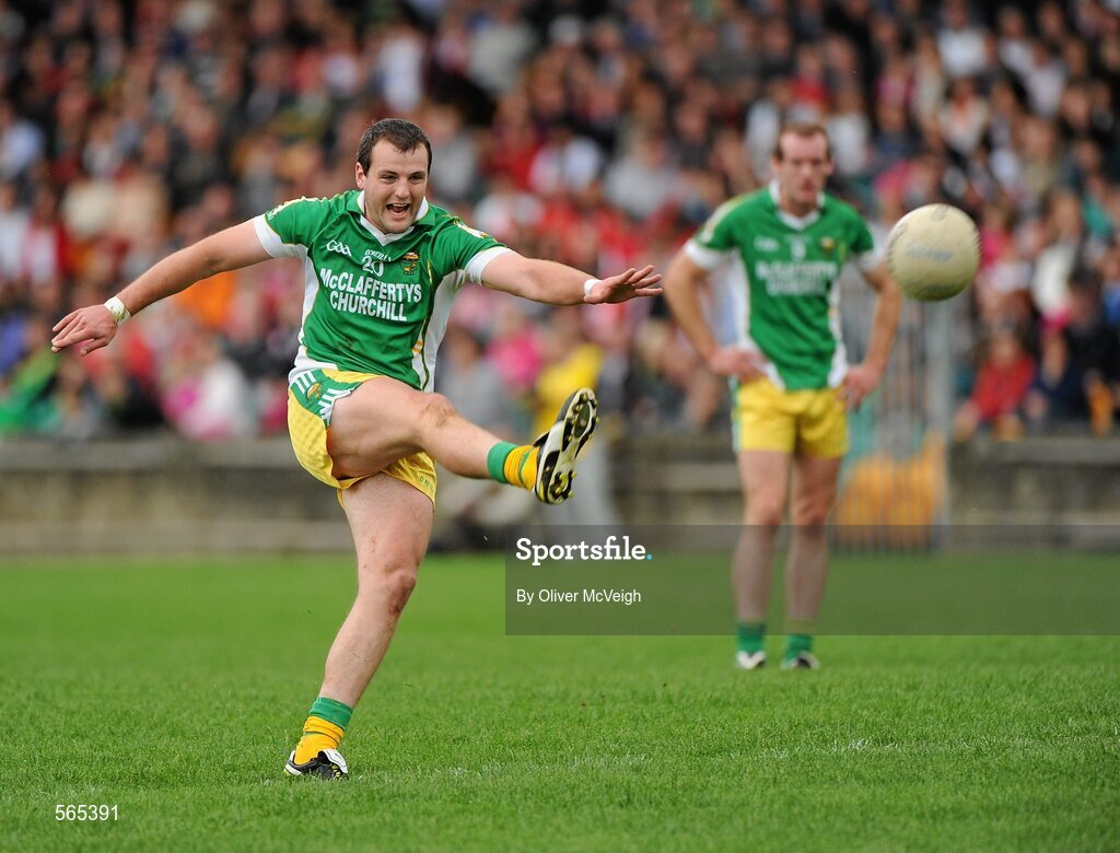2 October 2011; Michael Murphy, Glenswilly. Radio Na Gaeltachta Donegal County Senior Football Championship Final, Glenswilly v St. Michael's, MacCumhaill Park, Ballybofey, Co. Donegal. Picture credit: Oliver McVeigh / SPORTSFILE