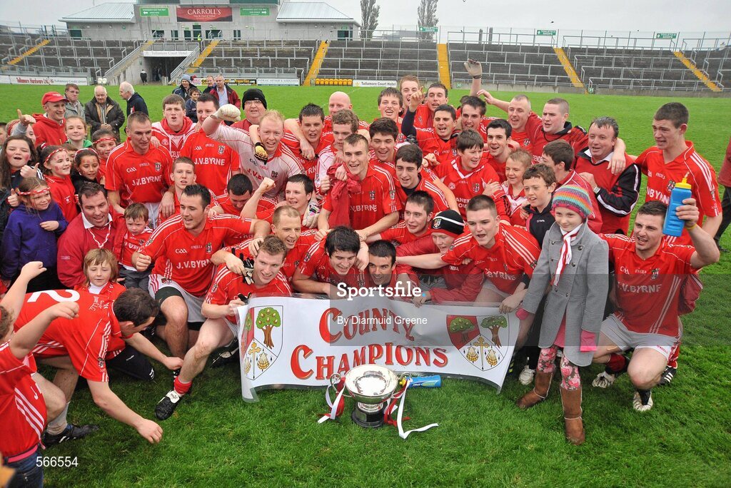 9 October 2011; Edenderry players celebrate with the cup after victory over Clara. Tullamore Court Hotel Senior Football Final, Clara v Edenderry, O'Connor Park, Tullamore, Co. Offaly. Picture credit: Diarmuid Greene / SPORTSFILE