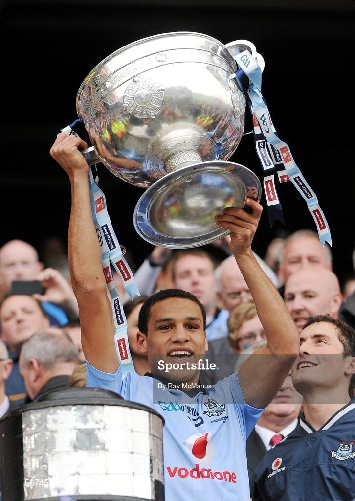 18 September 2011; Craig Dias, Dublin, lifts the Sam Maguire Cup. GAA Football All-Ireland Senior Championship Final, Kerry v Dublin, Croke Park, Dublin. Picture credit: Ray McManus / SPORTSFILE