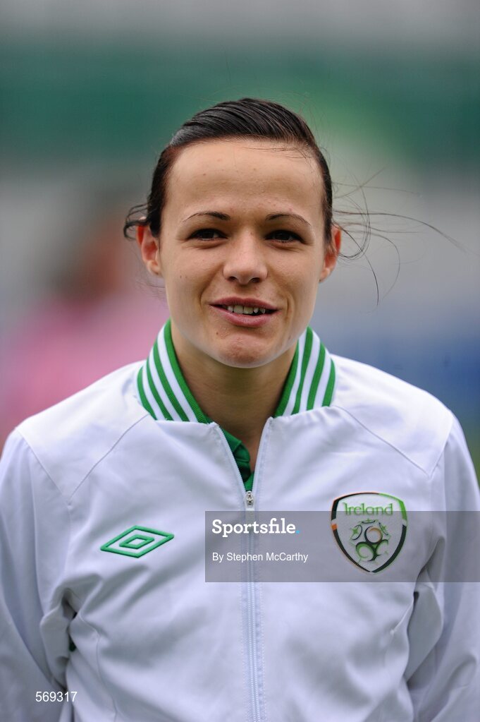 22 October 2011; Áine O'Gorman, Republic of Ireland. UEFA Women's Euro 2013 Qualifier, Republic of Ireland v Israel, Tallaght Stadium, Tallaght, Dublin. Picture credit: Stephen McCarthy / SPORTSFILE