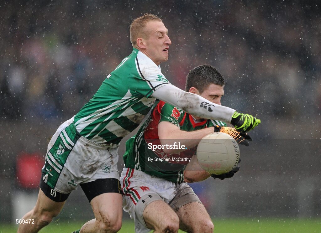 23 October 2011; James Dolan, Garrycastle, in action against Eddie Moore, Mullingar Shamrocks. Westmeath County Senior Football Championship Final, Garrycastle v Mullingar Shamrocks, Cusack Park, Mullingar, Co. Westmeath. Picture credit: Stephen McCarthy / SPORTSFILE