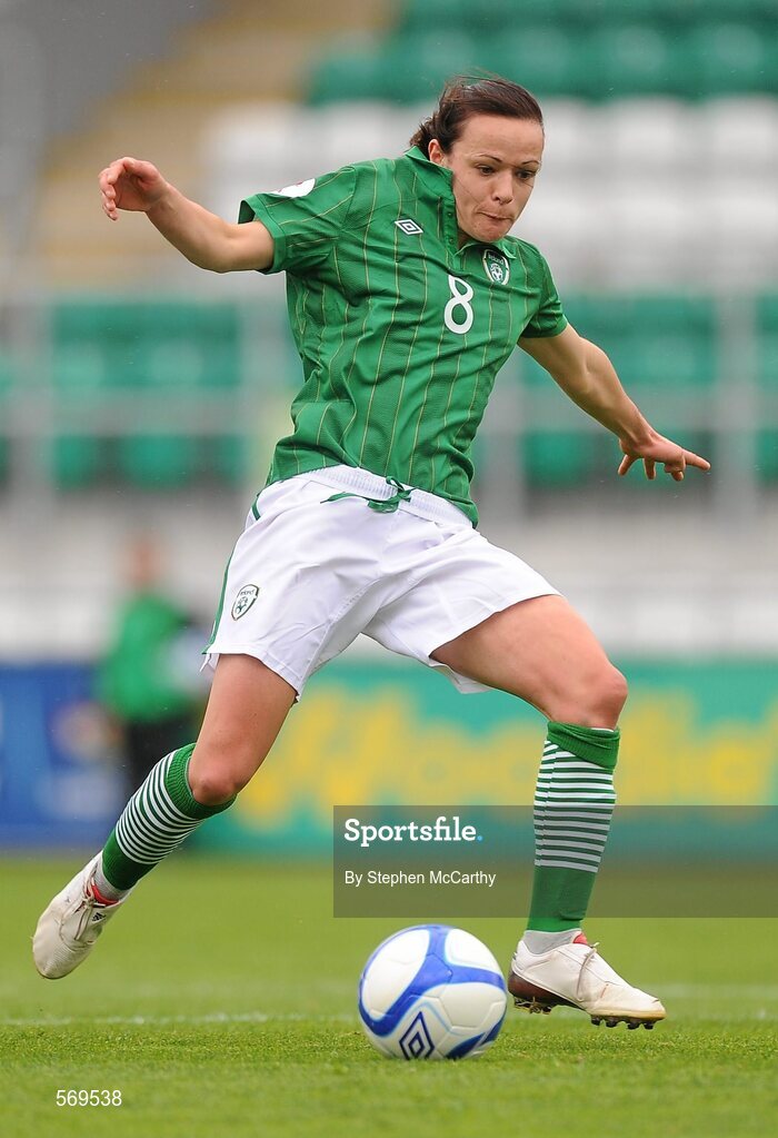 22 October 2011; Áine O'Gorman, Republic of Ireland. UEFA Women's Euro 2013 Qualifier, Republic of Ireland v Israel, Tallaght Stadium, Tallaght, Dublin. Picture credit: Stephen McCarthy / SPORTSFILE