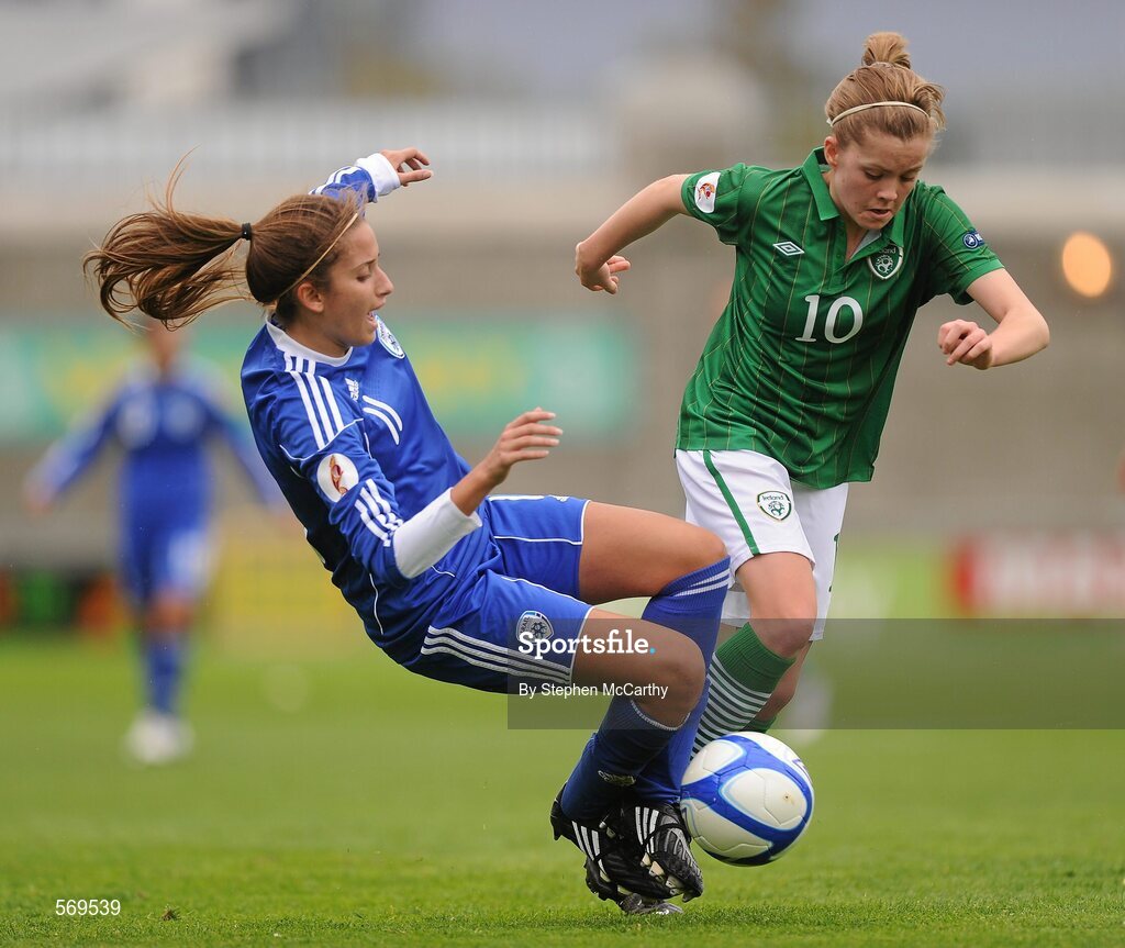 22 October 2011; Denise O'Sullivan, Republic of Ireland, in action against Moran Fridman, Israel. UEFA Women's Euro 2013 Qualifier, Republic of Ireland v Israel, Tallaght Stadium, Tallaght, Dublin. Picture credit: Stephen McCarthy / SPORTSFILE
