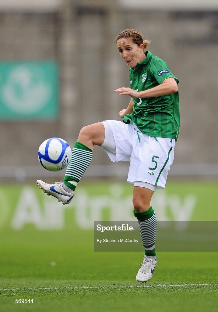 22 October 2011; Yvonne Tracy, Republic of Ireland. UEFA Women's Euro 2013 Qualifier, Republic of Ireland v Israel, Tallaght Stadium, Tallaght, Dublin. Picture credit: Stephen McCarthy / SPORTSFILE