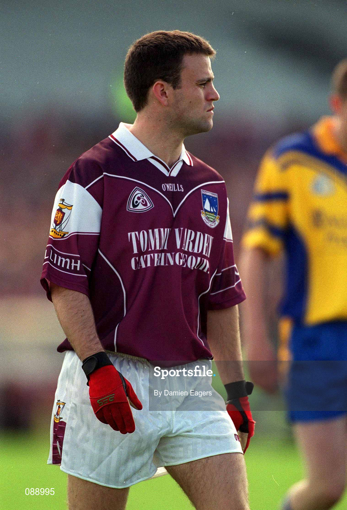 19 May 2002; Derek Savage of Galway during the Bank of Ireland Connacht Senior Football Championship Quarter-Final match between Roscommon and Galway at Dr Hyde Park in Roscommon. Photo by Damien Eagers/Sportsfile