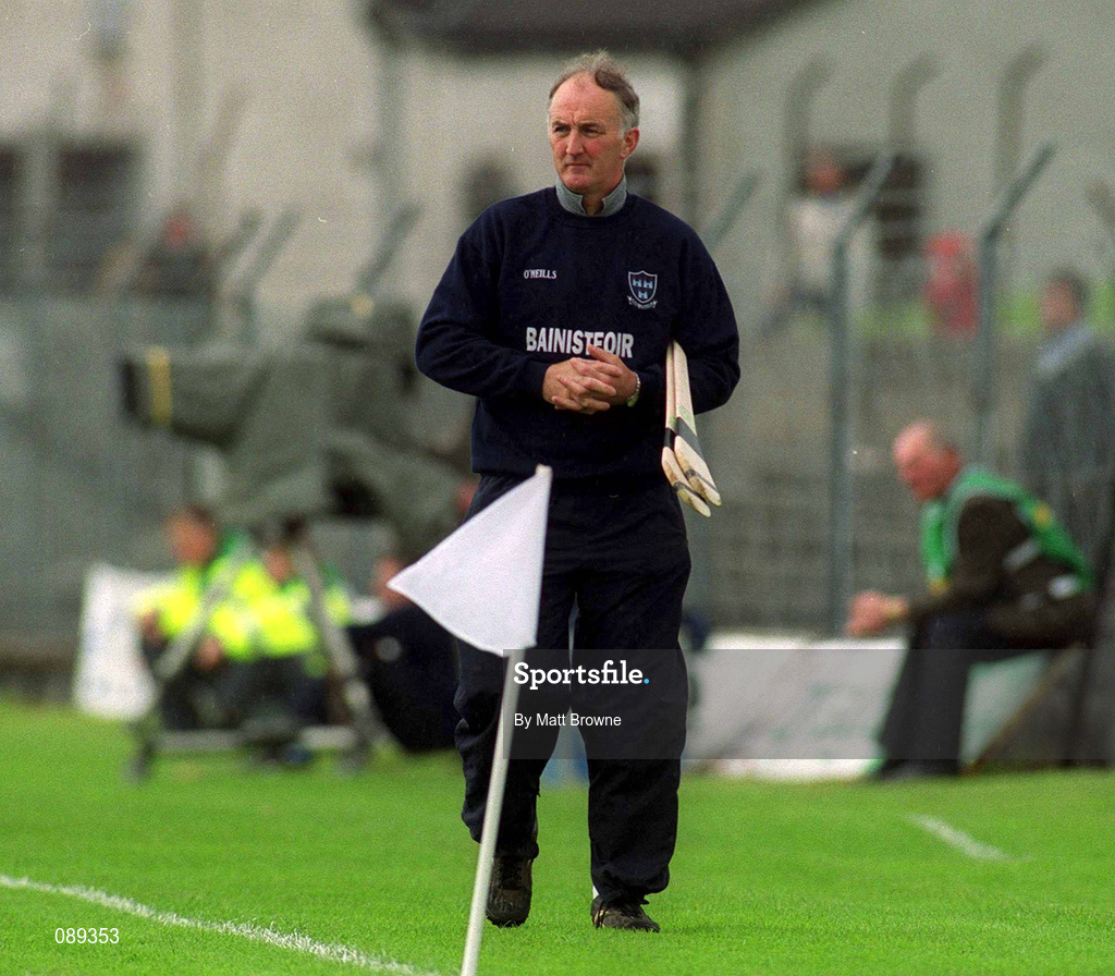 26 May 2002; Dublin manager Kevin Fennelly during the Guinness Leinster Senior Hurling Championship Quarter-Final match between Dublin and Meath at O'Connor Park in Tullamore, Offaly. Photo by Matt Browne/Sportsfile