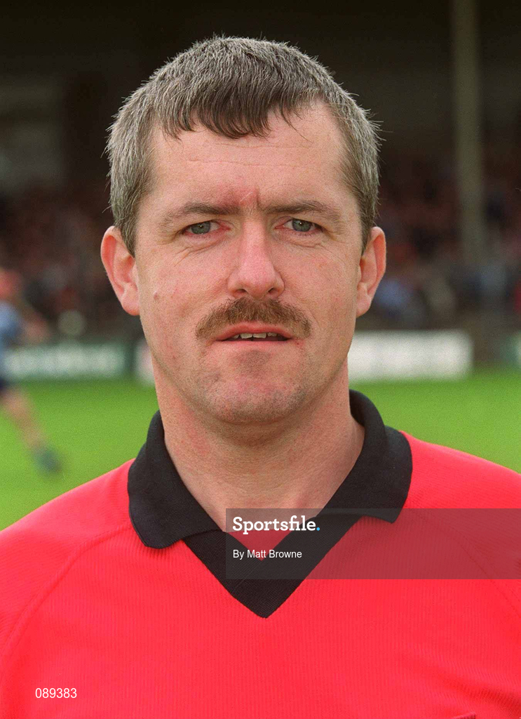 26 May 2002; Linesman Joe Kelly during the Guinness Leinster Senior Hurling Championship Quarter-Final match between Dublin and Meath at O'Connor Park in Tullamore, Offaly. Photo by Matt Browne/Sportsfile