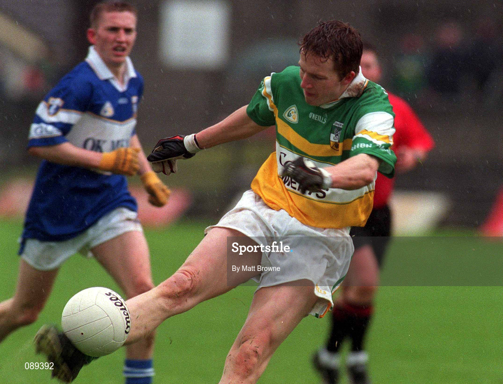 26 May 2002; Pascal Kellaghan of Offaly during the Bank of Ireland Leinster Senior Football Championship Quarter-Final match between Offaly and Laois at O'Connor Park in Tullamore, Offaly. Photo by Matt Browne/Sportsfile