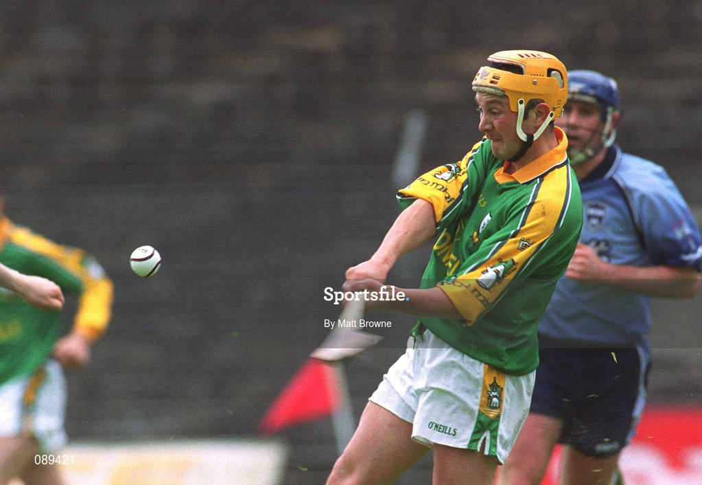 26 May 2002; Mick Cole of Meath during the Guinness Leinster Senior Hurling Championship Quarter-Final match between Dublin and Meath at O'Connor Park in Tullamore, Offaly. Photo by Matt Browne/Sportsfile