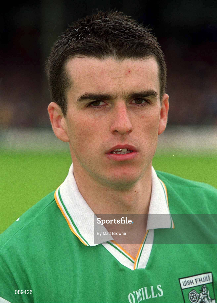 26 May 2002; John Hurst of Offaly during the Bank of Ireland Leinster Senior Football Championship Quarter-Final match between Offaly and Laois at O'Connor Park in Tullamore, Offaly. Photo by Matt Browne/Sportsfile