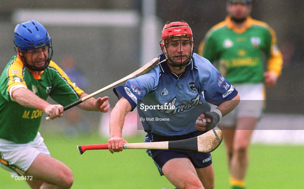 26 May 2002; David Sweeney of Dublin in action against Cathal Sheridan of Meath during the Guinness Leinster Senior Hurling Championship Quarter-Final match between Dublin and Meath at O'Connor Park in Tullamore, Offaly. Photo by Matt Browne/Sportsfile
