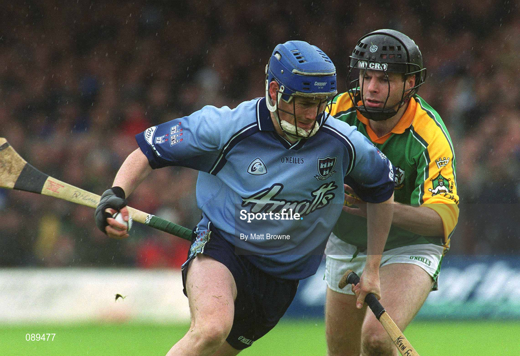 26 May 2002; Kevin Flynn of Dublin in action against Declan Murray of Meath during the Guinness Leinster Senior Hurling Championship Quarter-Final match between Dublin and Meath at O'Connor Park in Tullamore, Offaly. Photo by Matt Browne/Sportsfile