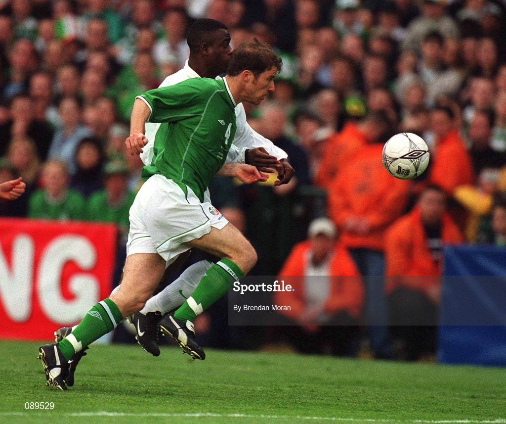 16 May 2002; Kenny Cunningham of Republic of Ireland in action against Bartholomew Ogbeche of Nigeria during the International Friendly match between Republic of Ireland and Nigeria at Lansdowne Road in Dublin. Photo by Brendan Moran/Sportsfile