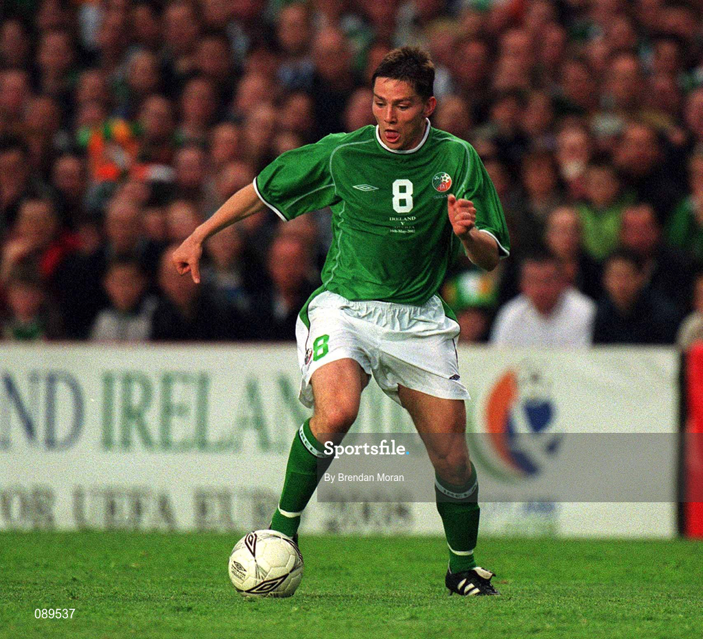 16 May 2002; Matt Holland of Republic of Ireland during the International Friendly match between Republic of Ireland and Nigeria at Lansdowne Road in Dublin. Photo by Brendan Moran/Sportsfile