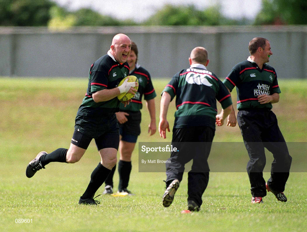 31 May 2002; Keith Wood during an Ireland Rugby squad training session at Dr Hickey Park in Greystones, Wicklow. Photo by Matt Browne/Sportsfile