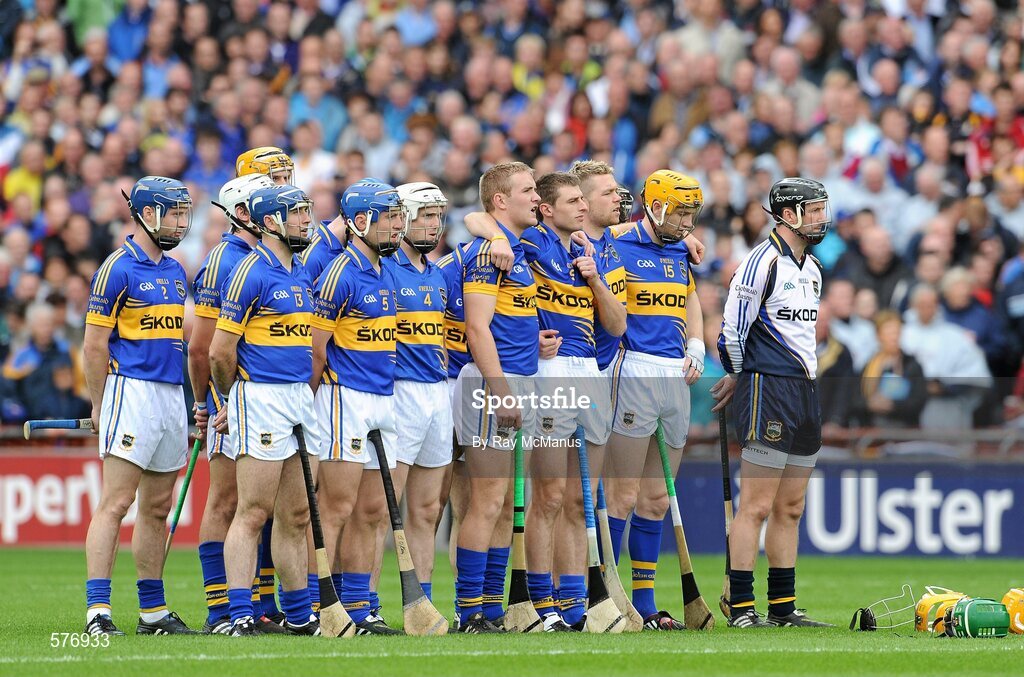 4 September 2011; The Tipperary players stand for the national anthem before the game. GAA Hurling All-Ireland Senior Championship Final, Kilkenny v Tipperary, Croke Park, Dublin. Picture credit: Ray McManus / SPORTSFILE