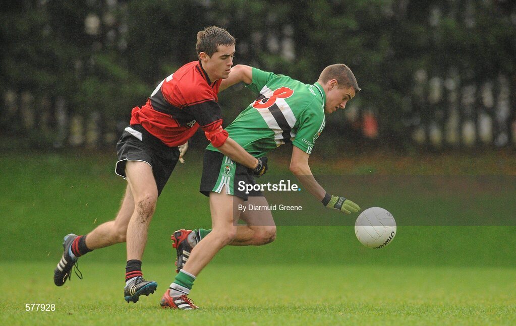 23 November 2011; Enda Dennehy, Colaiste Chríost Rí, in action against Sam Oakes, Colaiste an Spioraid Naoimh. Corn Ui Mhuiri Senior 'A' Football Championship, Colaiste an Spioraid Naoimh v Colaiste Chríost Rí, Ballincollig GAA Club, Co. Cork. Picture credit: Diarmuid Greene / SPORTSFILE