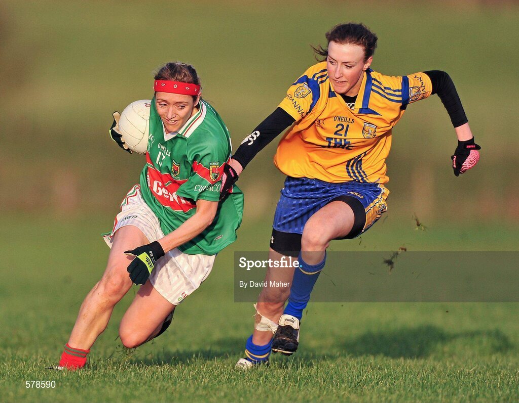 27 November 2011; Natasha Beegan, Carnacon, in action against Lucy Collins, Na Fianna. Tesco All-Ireland Senior Ladies Football Club Championship Final, Carnacon v Na Fianna, Ballymahon, Co. Longford. Picture credit: David Maher / SPORTSFILE