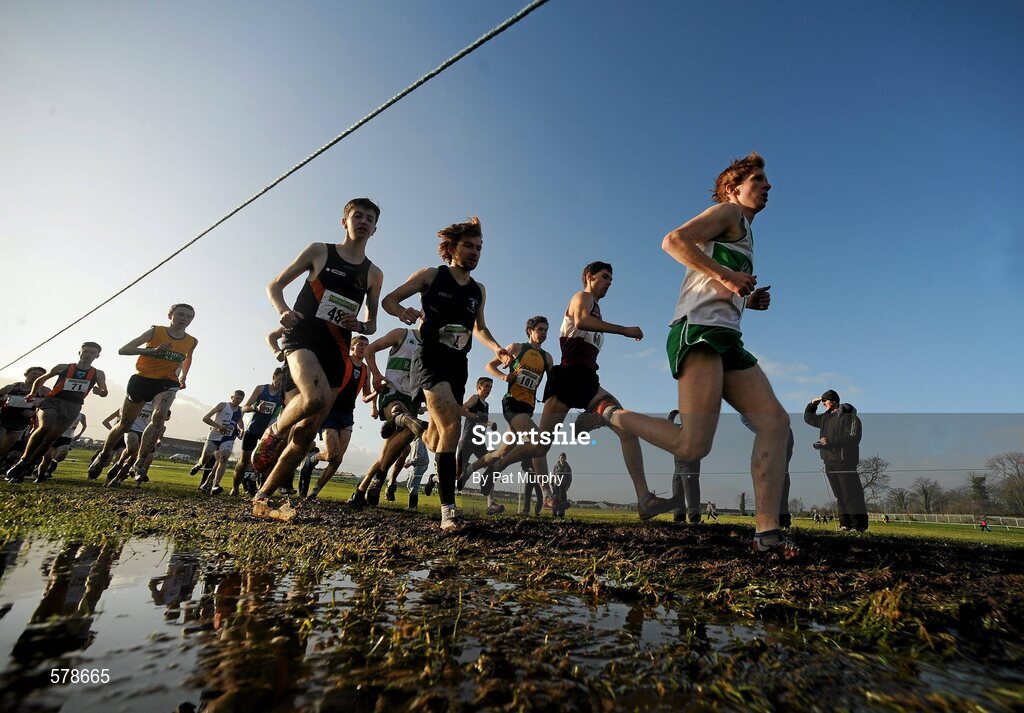 27 November 2011; Kevin Dooney, Raheney Shamrocks AC, Dublin, leads the field during the early stages, before finishing in second place in the Junior Men's race at the Woodie’s DIY Inter County Cross Country Championships. Sligo Racecourse, Sligo. Picture credit: Pat Murphy / SPORTSFILE