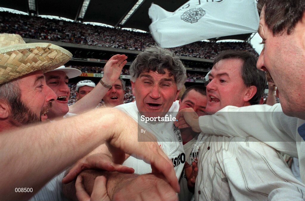 2 August 1998, Kildare's Manager Mick O'Dwyer is embraced by supporters at the end of the game, Leinster Football Final, Croke Park. Picture Credit: Ray McManus/SPORTSFILE