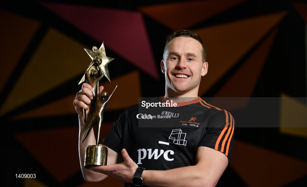 3 November 2017; Mayo Footballer Andy Moran with his PwC GAA/GPA Footballer of the Year Award at the PwC All Stars 2017 at the Convention Centre in Dublin. Photo by Sam Barnes/Sportsfile