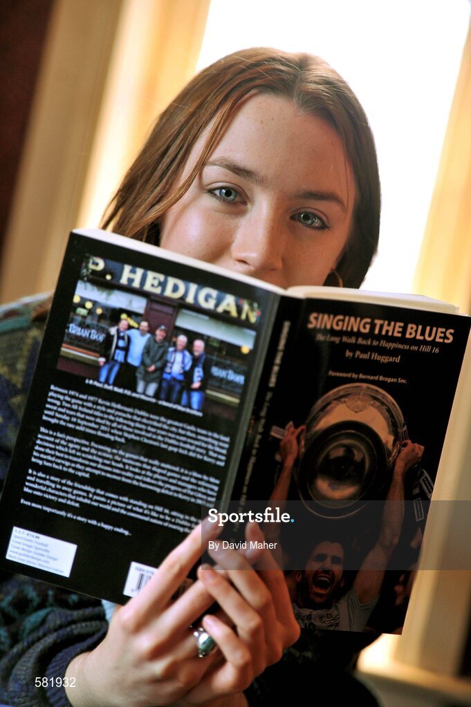 11 December 2011; Actress Saoirse Ronan, pictured at the launch of 'Singing the Blues', by Paul Huggard. Hedigan's Pub, Glasnevin, Dublin. Picture credit: David Maher / SPORTSFILE
