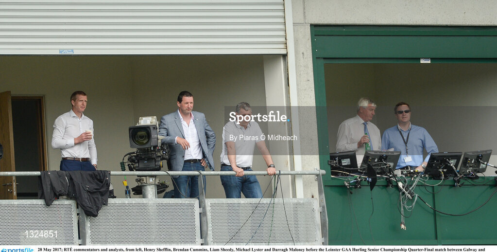 28 May 2017; RTÉ commentators and analysts, from left, Henry Shefflin, Brendan Cummins, Liam Sheedy, Michael Lyster and Darragh Maloney before the Leinster GAA Hurling Senior Championship Quarter-Final match between Galway and Dublin at O'Connor Park, in Tullamore, Co. Offaly.  Photo by Piaras Ó Mídheach/Sportsfile