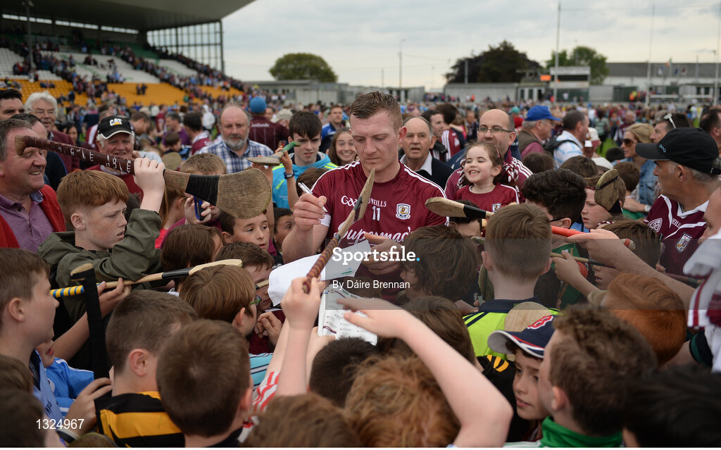 28 May 2017; Joe Canning of Galway signs autographs for supporters after the Leinster GAA Hurling Senior Championship Quarter-Final match between Galway and Dublin at O'Connor Park, in Tullamore, Co. Offaly. Photo by Daire Brennan/Sportsfile
