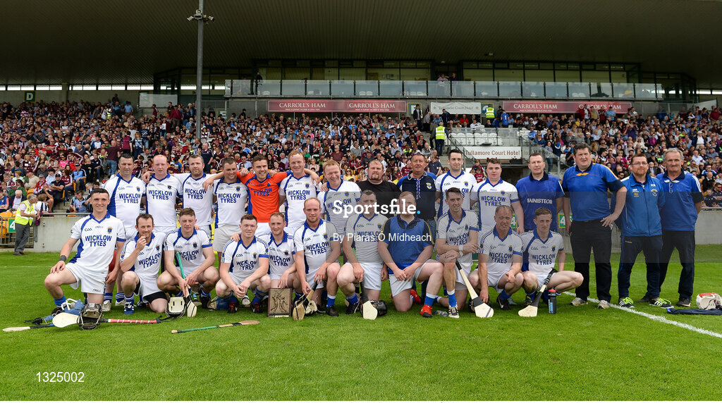 28 May 2017; The St Patrick's squad after the Leinster Adult Club Hurling League Division 4 Final match between Ballyboden St Enda's and St Patrick's at O'Connor Park in Tullamore, Co Offaly. Photo by Piaras Ó Mídheach/Sportsfile