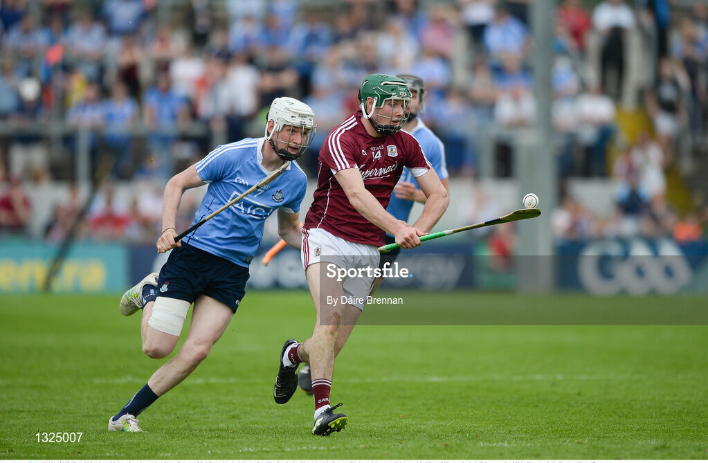 28 May 2017; Cathal Mannion of Galway in action against Shane Bennett of Dublin during the Leinster GAA Hurling Senior Championship Quarter-Final match between Galway and Dublin at O'Connor Park, in Tullamore, Co. Offaly. Photo by Daire Brennan/Sportsfile