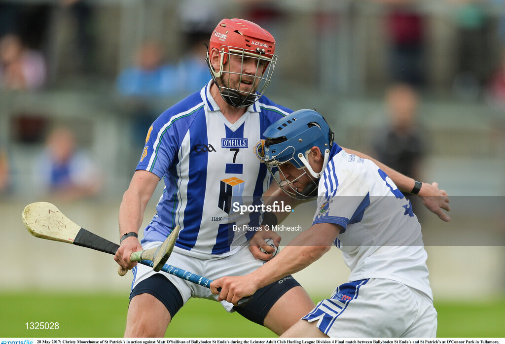 28 May 2017; Christy Moorehouse of St Patrick's in action against Matt O'Sullivan of Ballyboden St Enda's during the Leinster Adult Club Hurling League Division 4 Final match between Ballyboden St Enda's and St Patrick's at O'Connor Park in Tullamore, Co Offaly. Photo by Piaras Ó Mídheach/Sportsfile