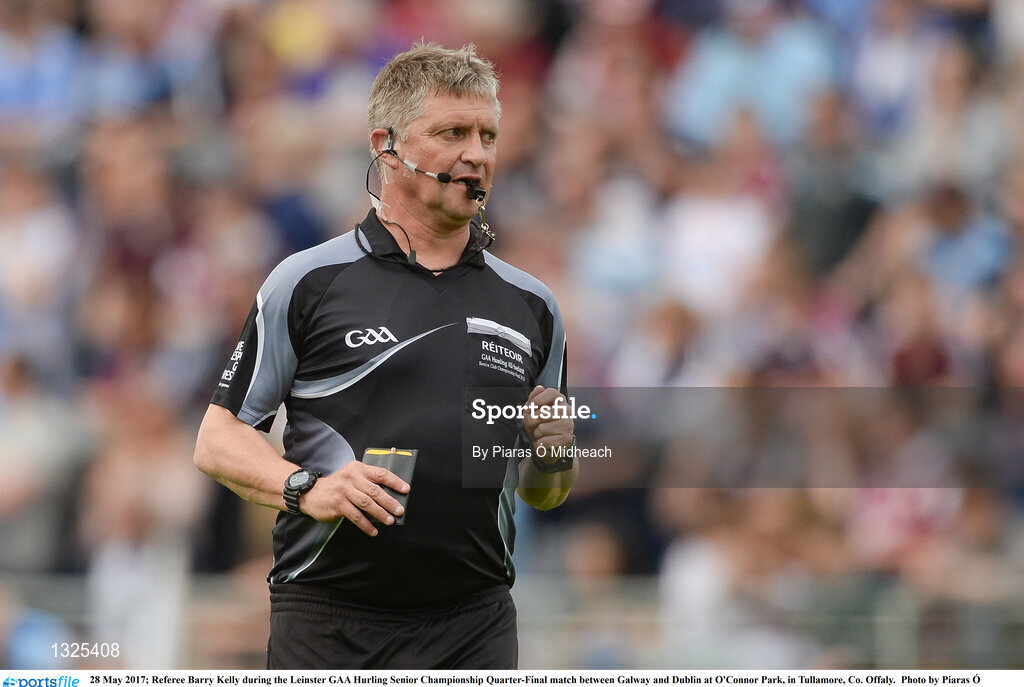 28 May 2017; Referee Barry Kelly during the Leinster GAA Hurling Senior Championship Quarter-Final match between Galway and Dublin at O'Connor Park, in Tullamore, Co. Offaly.  Photo by Piaras Ó Mídheach/Sportsfile