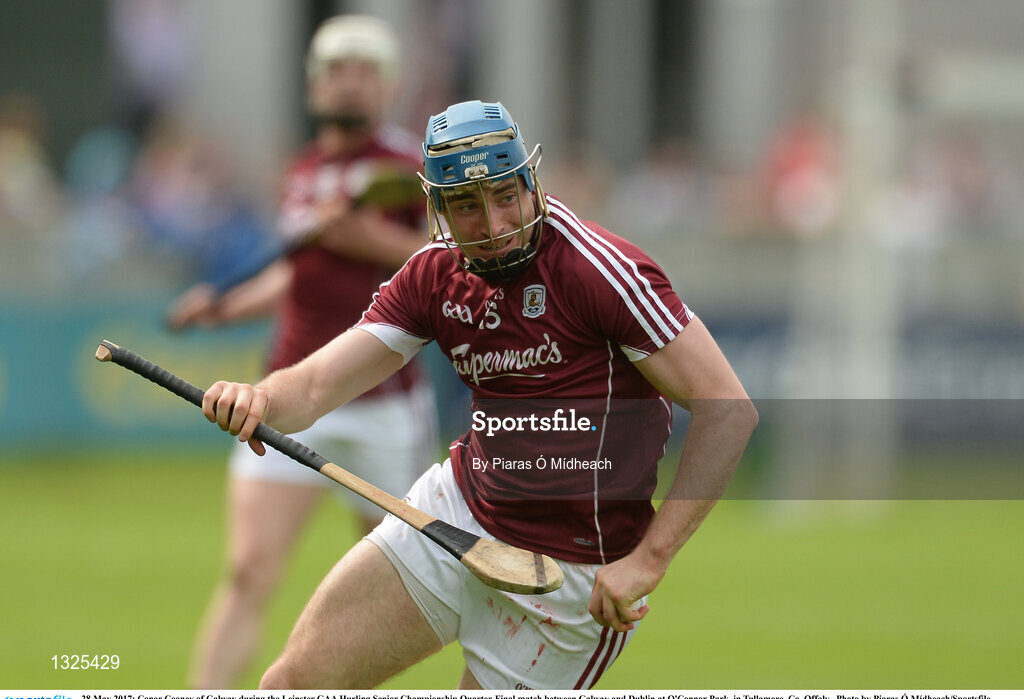 28 May 2017; Conor Cooney of Galway during the Leinster GAA Hurling Senior Championship Quarter-Final match between Galway and Dublin at O'Connor Park, in Tullamore, Co. Offaly.  Photo by Piaras Ó Mídheach/Sportsfile
