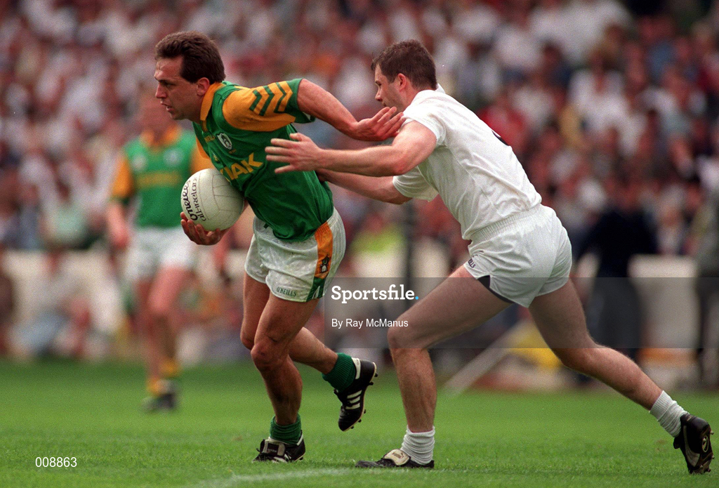 2 August 1998; Brendan Reilly of Meath in action against Ronan Quinn of Kildare during the Bank of Ireland Leinster Senior Football Championship Final match between Kildare and Meath at Croke Park in Dublin. Photo by Ray McManus/Sportsfile