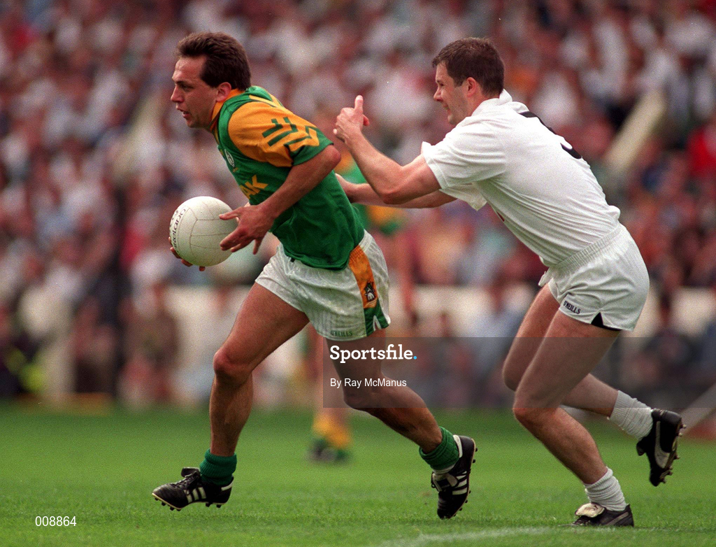 2 August 1998; Brendan Reilly of Meath in action against Ronan Quinn of Kildare during the Bank of Ireland Leinster Senior Football Championship Final match between Kildare and Meath at Croke Park in Dublin. Photo by Ray McManus/Sportsfile