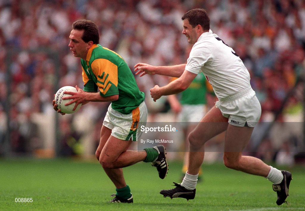 2 August 1998; Brendan Reilly of Meath in action against Ronan Quinn of Kildare during the Bank of Ireland Leinster Senior Football Championship Final match between Kildare and Meath at Croke Park in Dublin. Photo by Ray McManus/Sportsfile